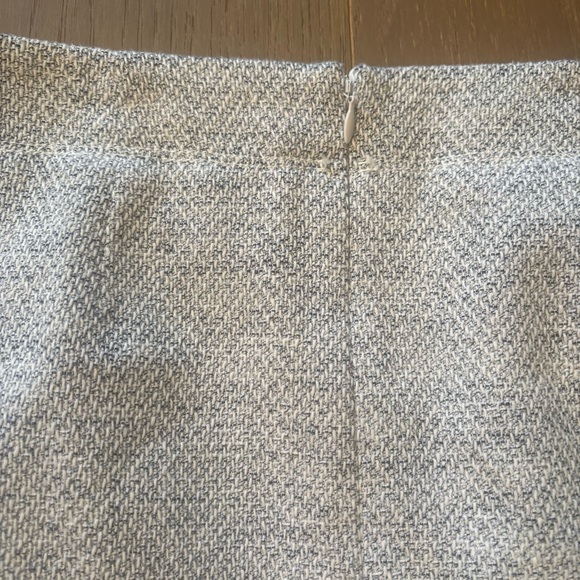 LOFT Tweed Mini Skirt Sz 4 $80 w/ pockets! Blue and ivory - Picture 6 of 6